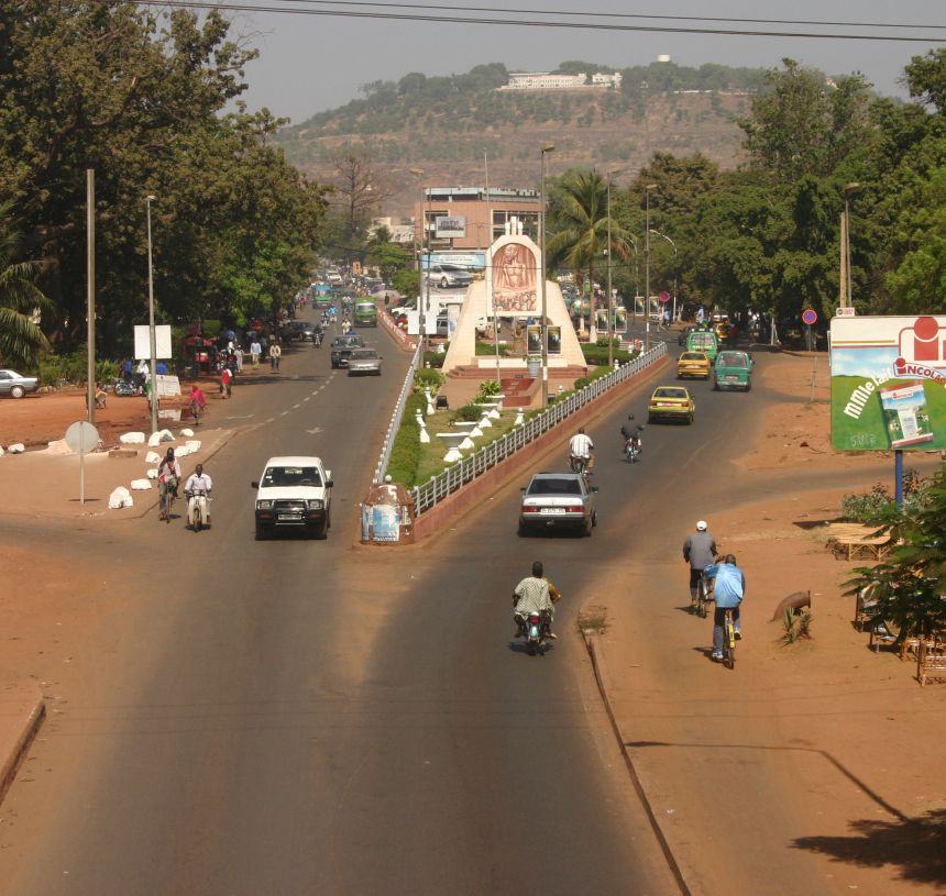 Sierra leone Bamakolooking_north_from_the_old_bridge